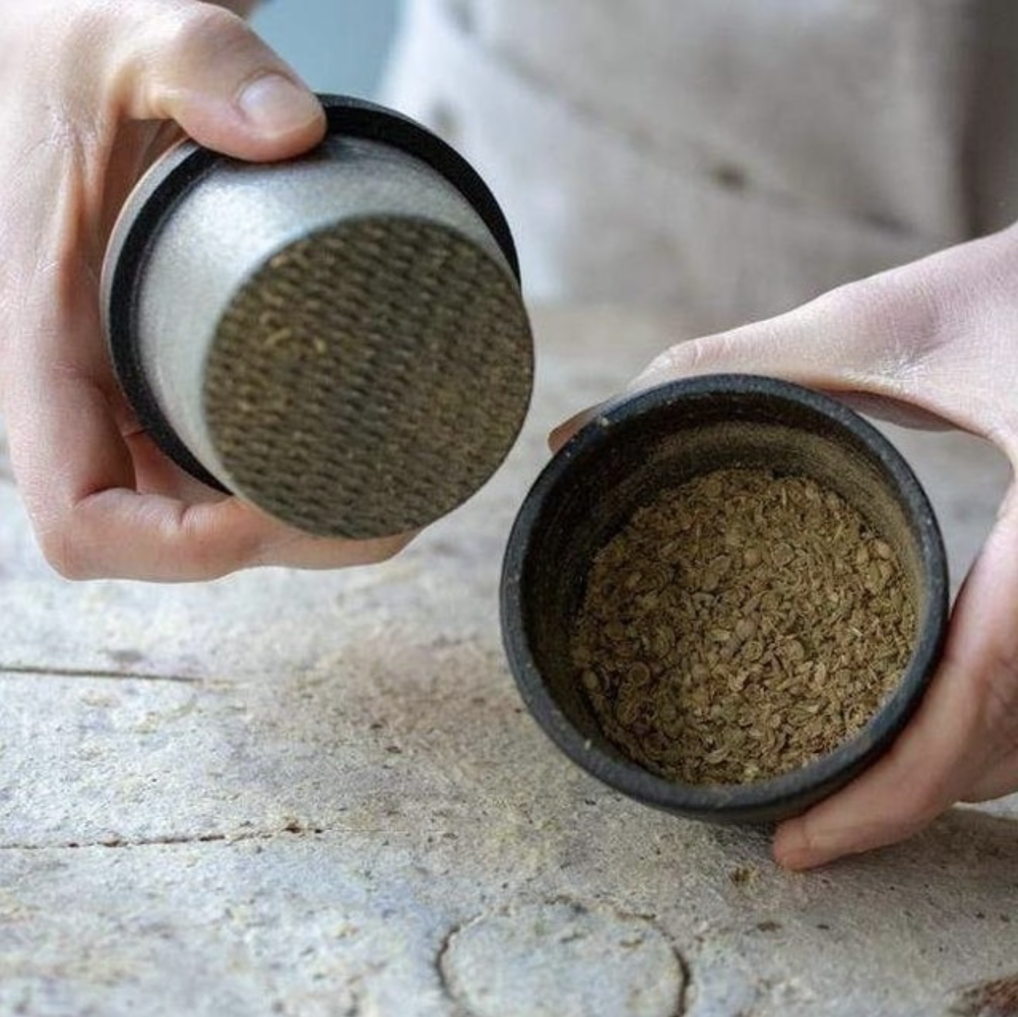 Skeppshult Swing Cast Iron Pepper Spice Grinder Bowl 0071 – Open